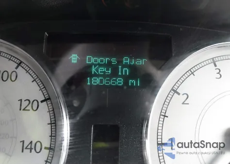 2007 Chrysler 300C из США, поврежденный, VIN 2C3LK63H87H827573